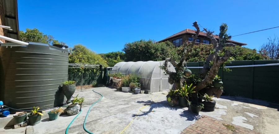 3 Bedroom Property for Sale in Kleinbaai Western Cape